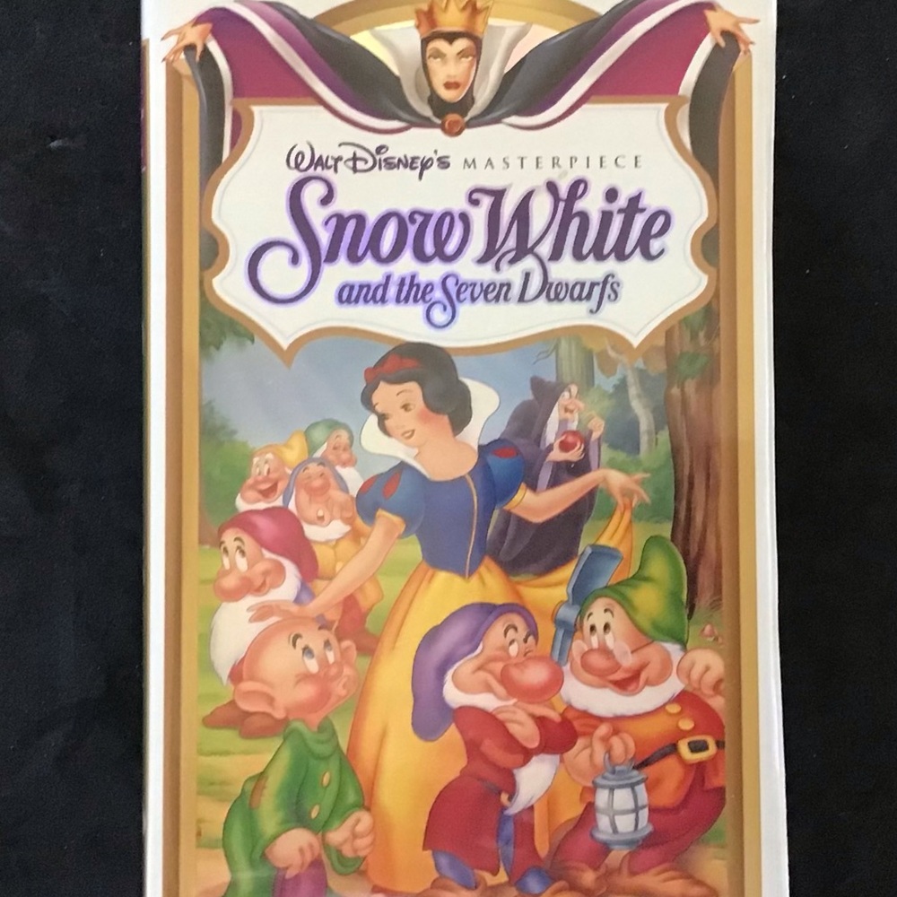 Disney’s Snow White VHS